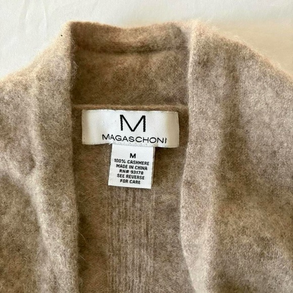 cardigan - Picture 4 of 6